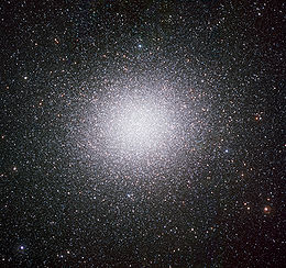 https://upload.wikimedia.org/wikipedia/commons/thumb/e/e6/Omega_Centauri_by_ESO.jpg/260px-Omega_Centauri_by_ESO.jpg